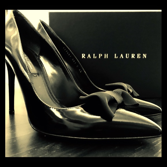 ralph lauren ladies pumps